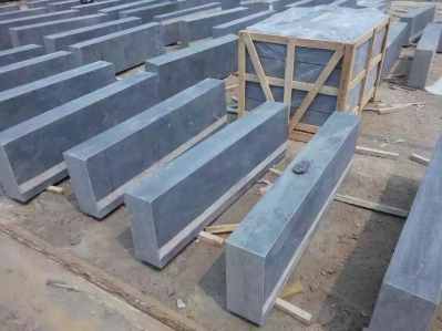 山東青石板與普通石材相比所具有的優(yōu)點(diǎn)